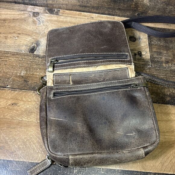 Concealed Carry Gun Tote'n Mamas Distressed Leather Crossbody Purse RFID - Picture 3 of 11